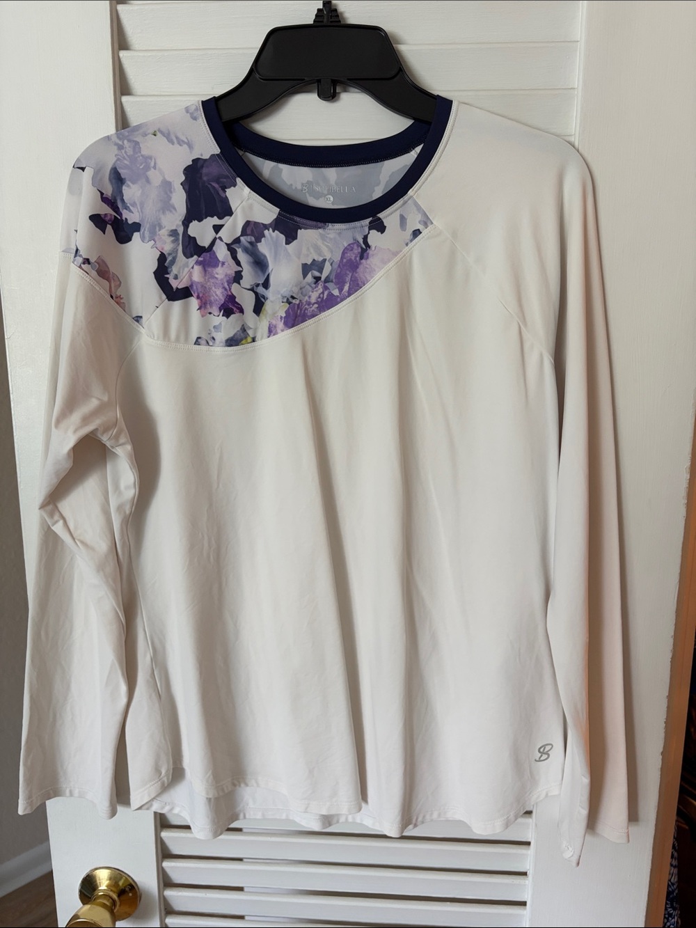 Sofibella Women's Long Sleeve White Athletic Top with Purple Floral Yoke
